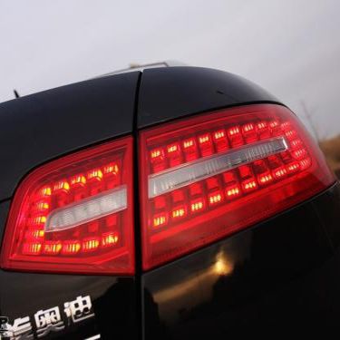 ĐÈN HẬU LED AUDI A6 2009